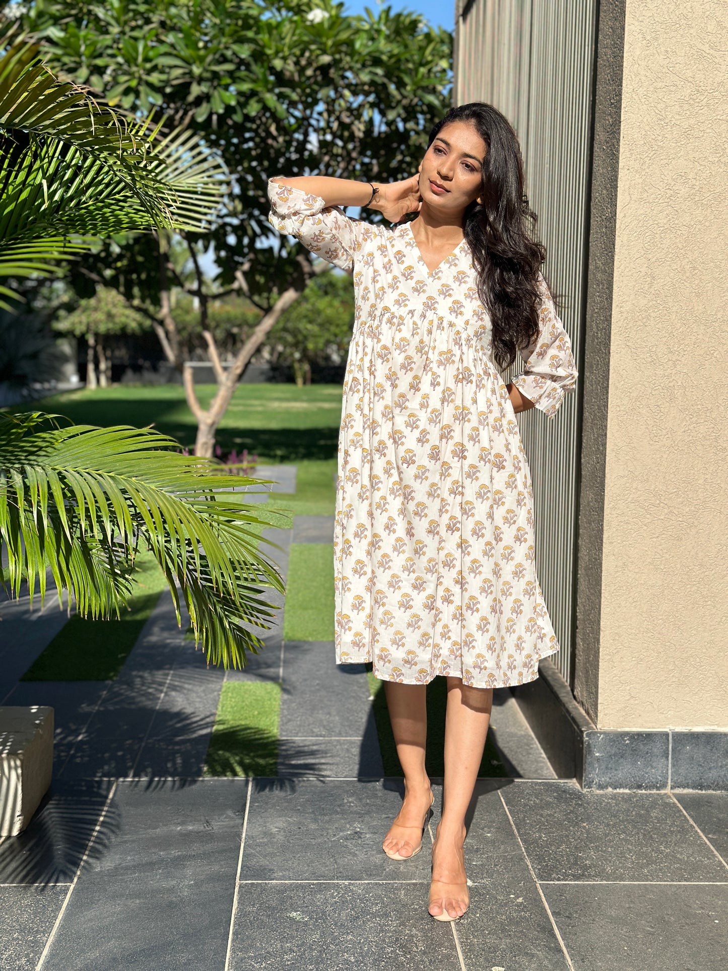 Buttercup MIDI Dress with full lining